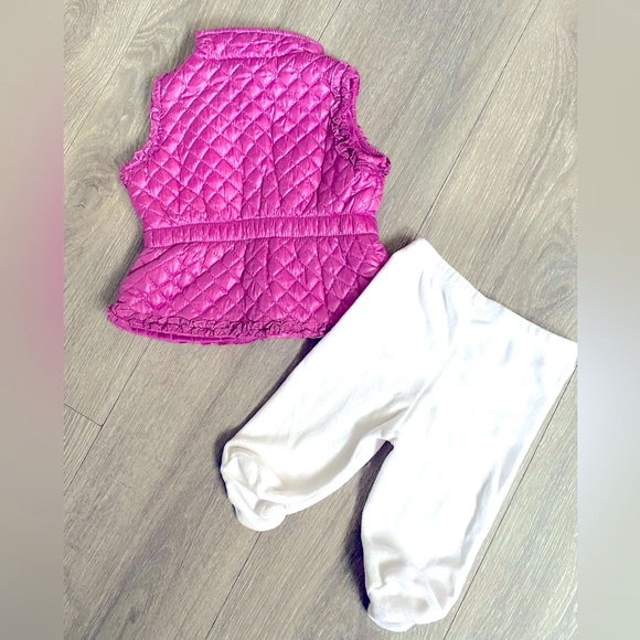3-6 Months purple bubble vest and white fleece footie sweatpants for baby girl - Picture 3 of 4
